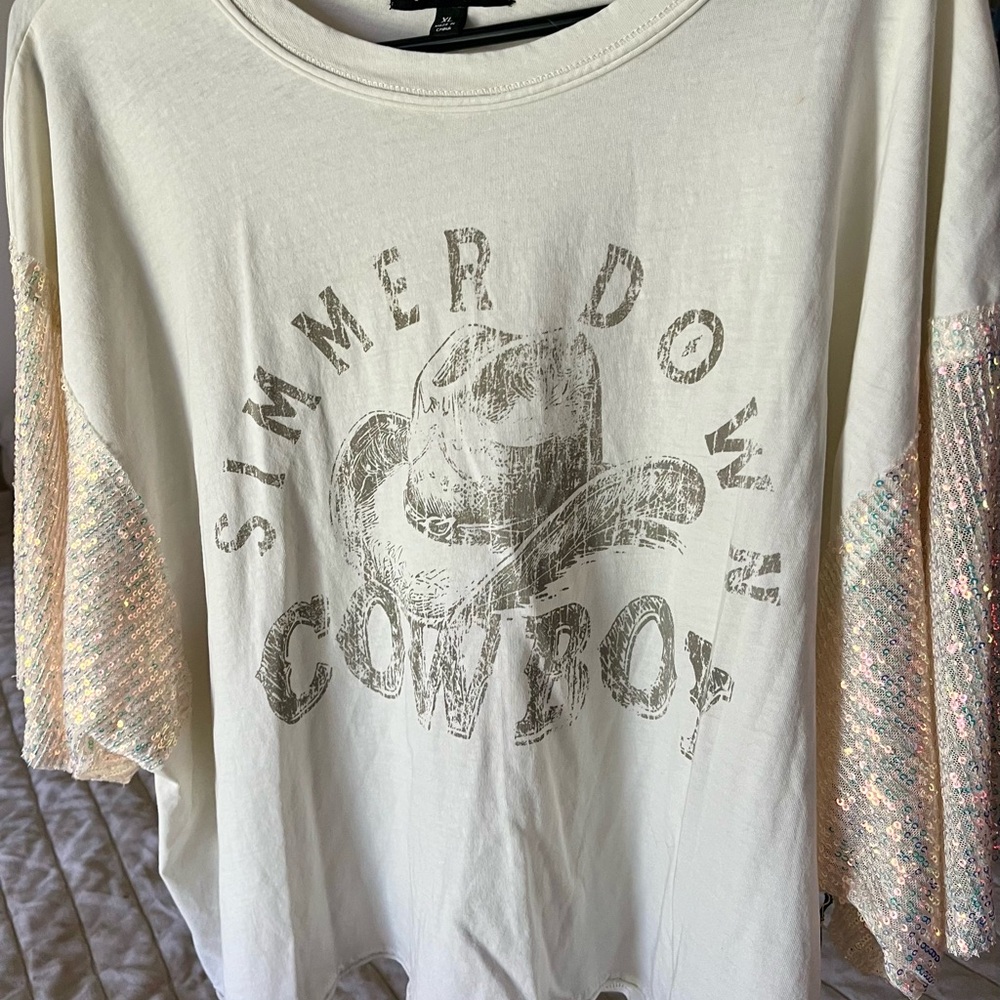 Women’s ’Simmer Down Cowboy’ Graphic Top w/sequin sleeves NWT
